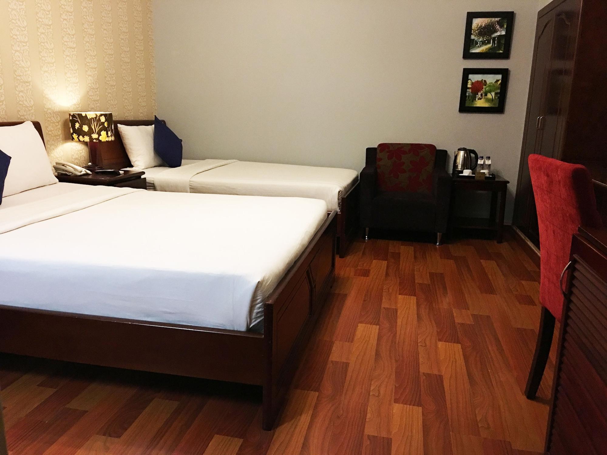 Good Vibes Central Hotel Хошимин Екстериор снимка