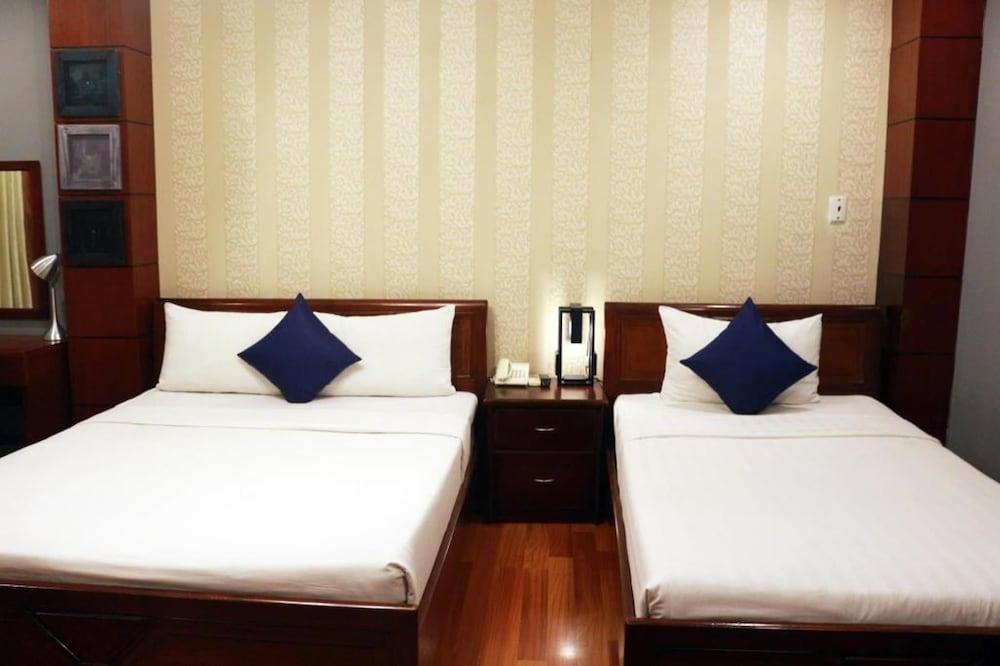 Good Vibes Central Hotel Хошимин Екстериор снимка